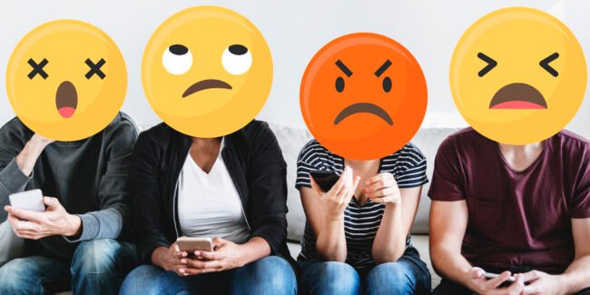 judgmental people on social media